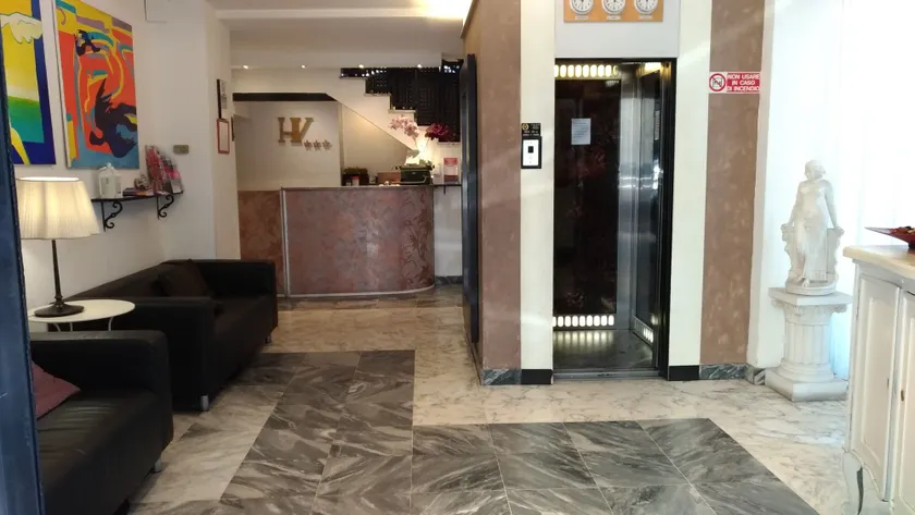 Hotel Victoria - Image 1