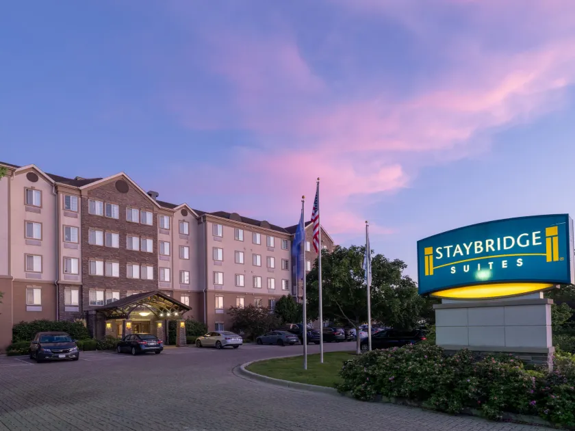 Staybridge Suites Milwaukee Airport South by IHG - Image 1