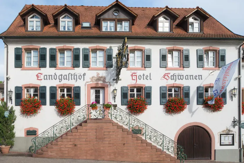 Flair Hotel Schwanen - Image 1