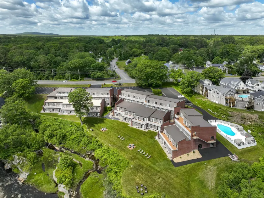 Ogunquit River Inn & Suites - Image 1