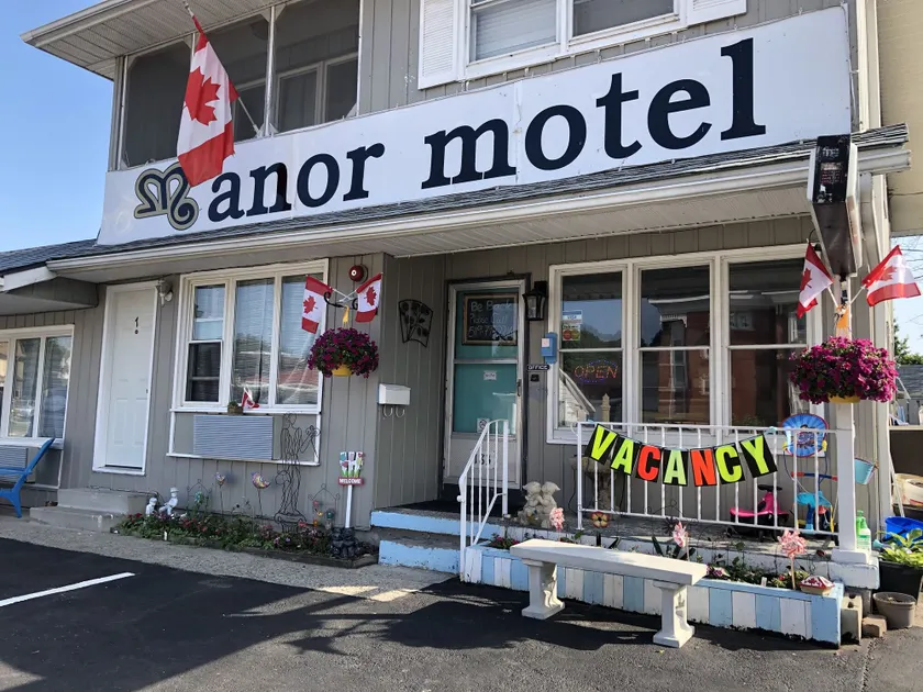 Manor Motel - Image 1