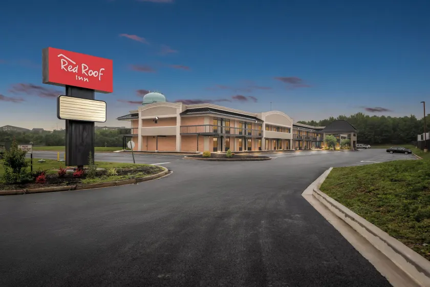 Red Roof Inn Perryville - Image 1