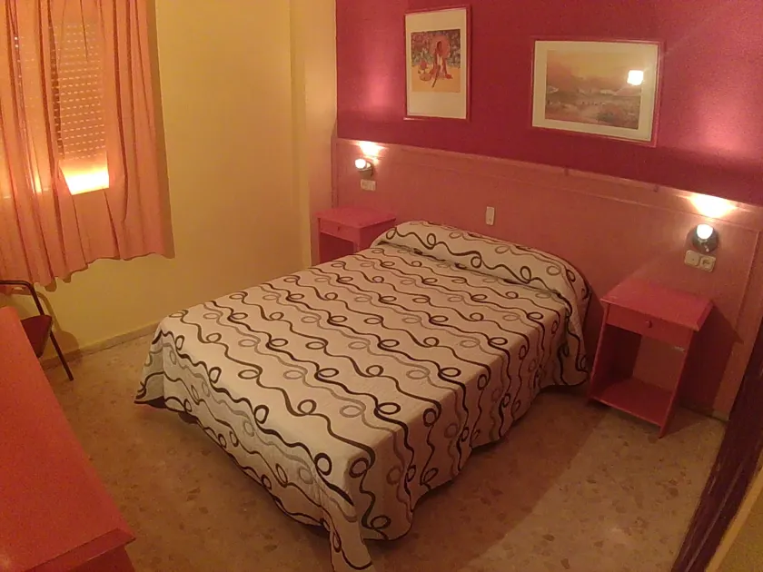Hostal Carlos III - Image 1