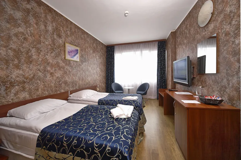 Hotel Akord - Free Parking & Metro Access - Image 1