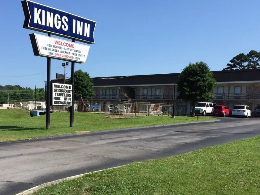 Kings Inn - Image 1