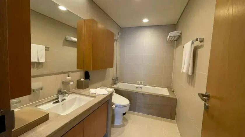 Lotte The Residence - Image 1