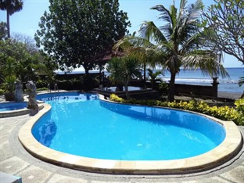 Coral Bay Bungalows Amed Bali - Image 1