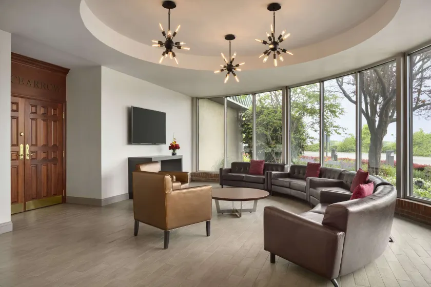 Ramada by Wyndham Beaver Falls - Image 1