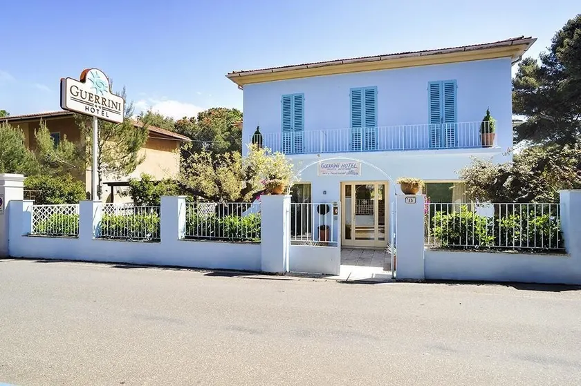 Guerrini Hotel - Image 1