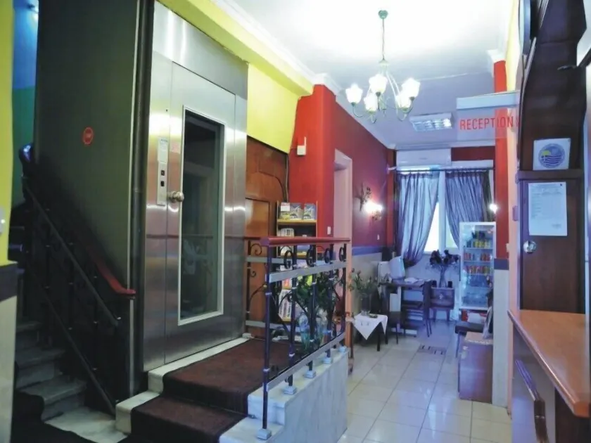 Alexandria Hotel - Lobby