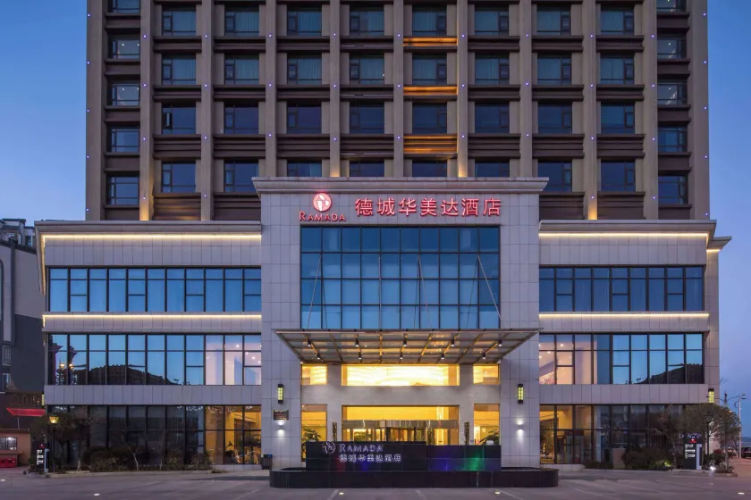 Ramada Huize - Image 1
