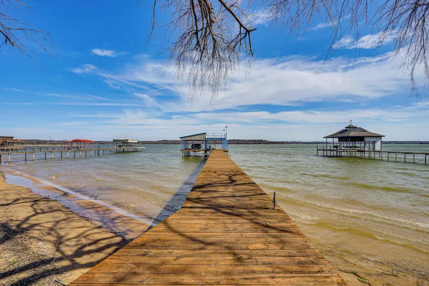 Private Beach & Dock: Home on Eagle Mountain Lake - Image 1