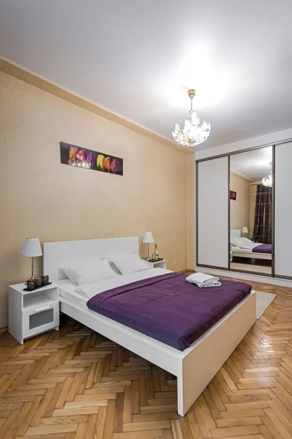 Stylish apartment near the railway station - Image 1