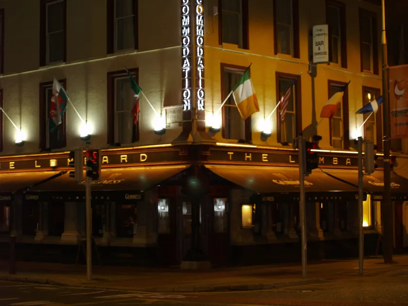 The Lombard Townhouse - Image 1