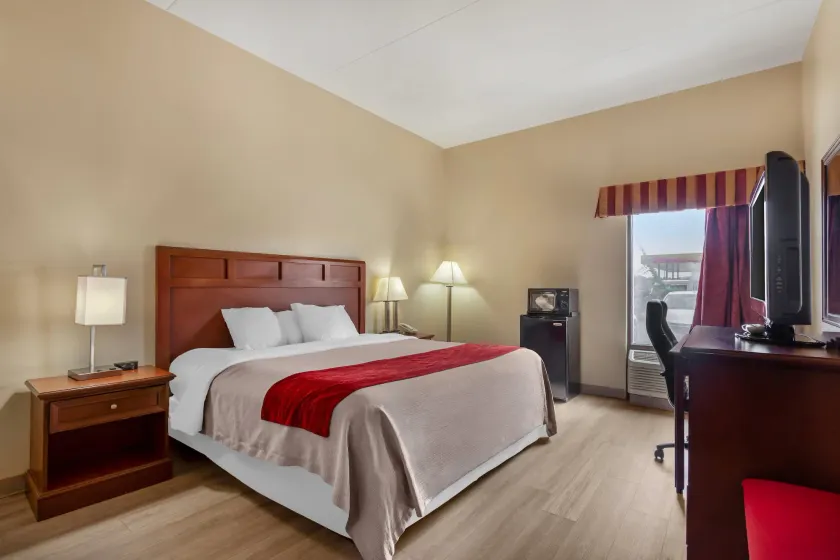 Econo Lodge Newport Smoky Mountains Gateway - Image 1
