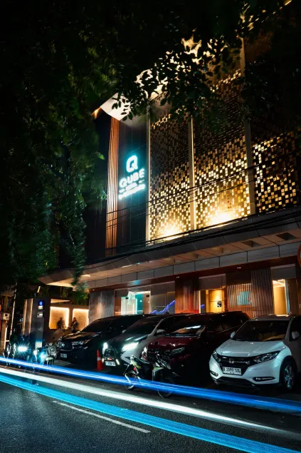 Qube Hotel by 98hospitality - Image 1