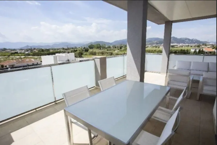 ApartHotel Playa Oliva - Image 1