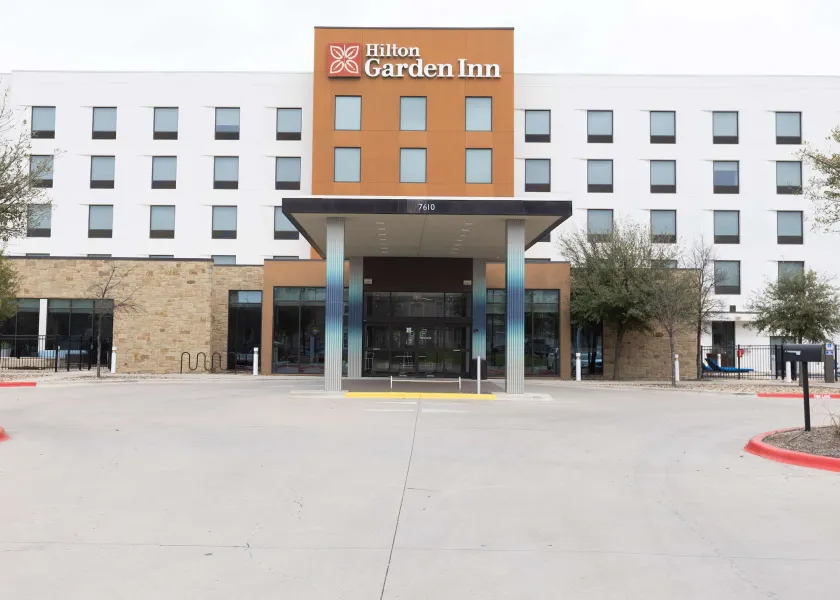 Hilton Garden Inn Austin Airport - Image 1