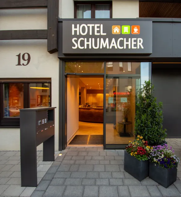 Garni Hotel Schumacher - Image 1