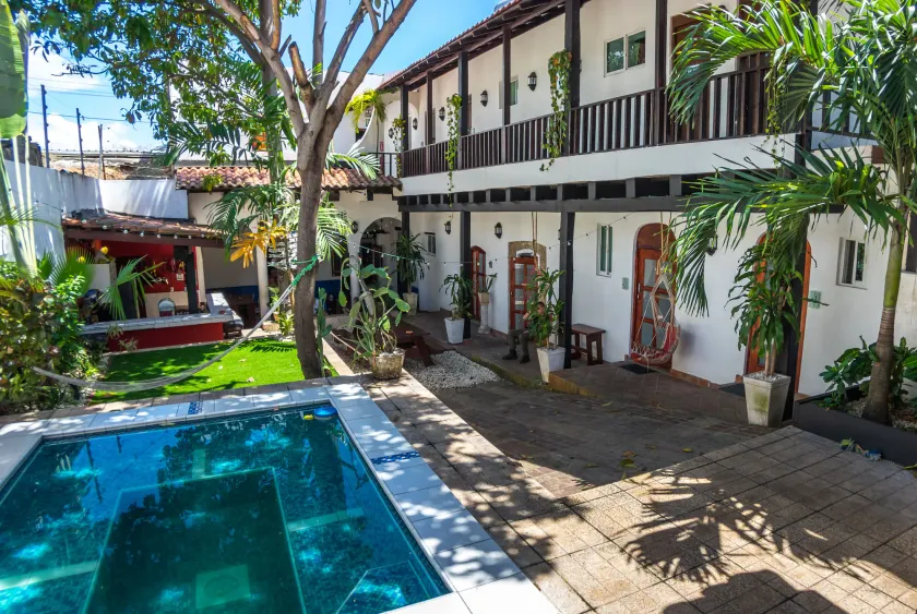 Island Life Hostel - Image 1