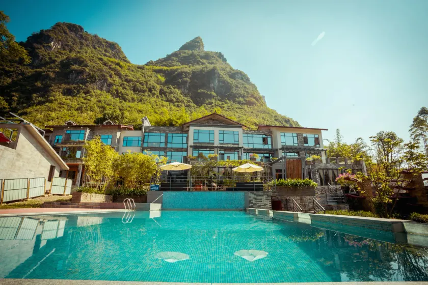 Moonlit Sky Resort - Image 1