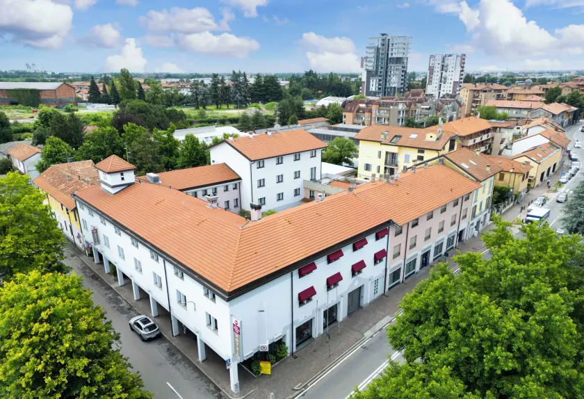 Best Western Plus Borgolecco Hotel - Image 1