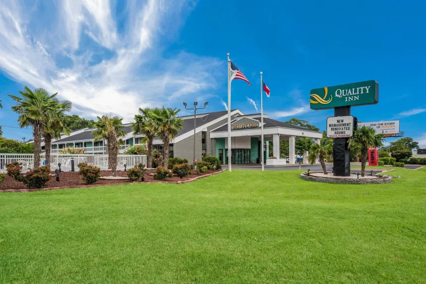 Quality Inn Greenville near University - Image 1