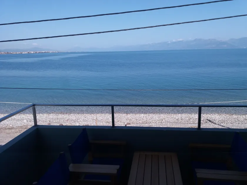 Stavento beach front suites - Image 1