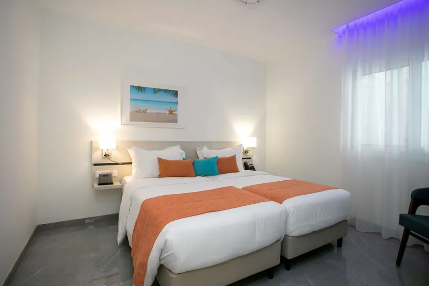 Best Western Plus Larco Hotel - Image 1