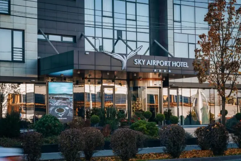 Sky Airport Hotel - Image 1