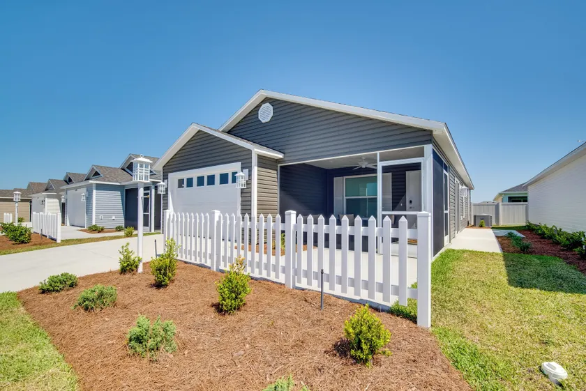 Home in The Villages Near the Newer Town Centers! - Image 1