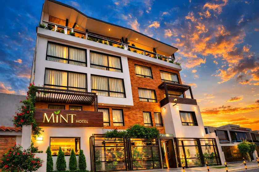 Mint Hotel - Image 1