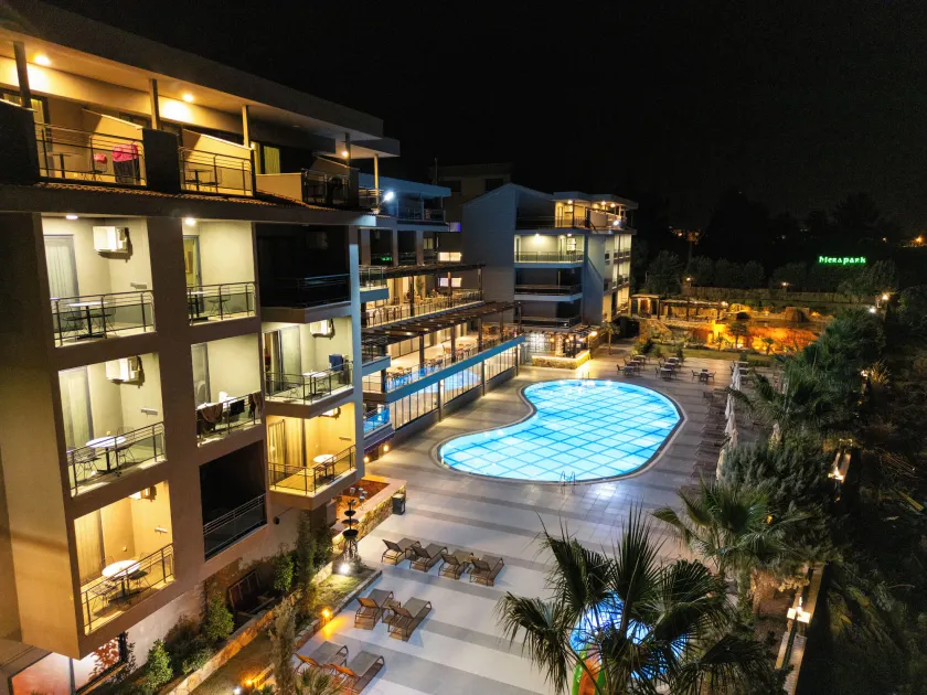 Hierapark Thermal & SPA Hotel - Image 1