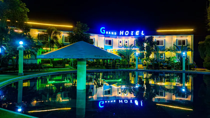 Grand Hotel Clark - Image 1