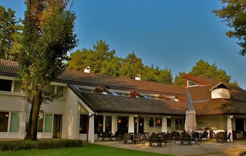 Golf Hotel La Pinetina - Image 1