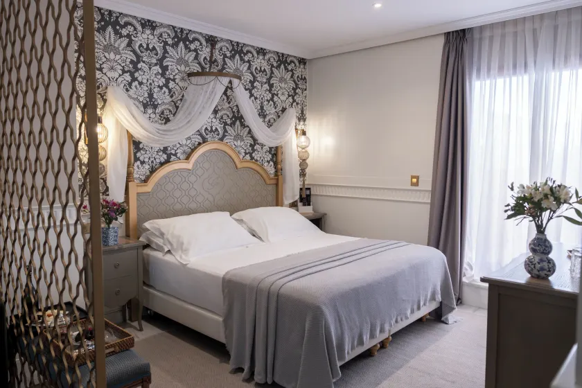 Hotel Gravina 51 - Image 1