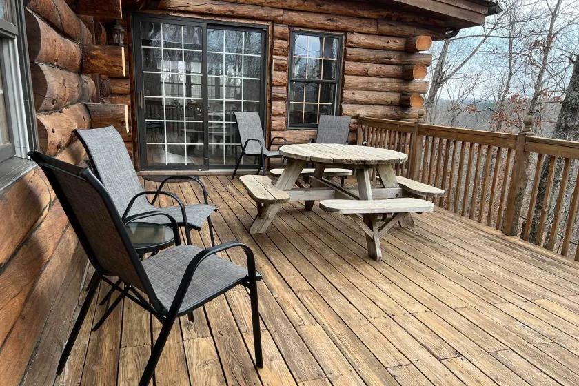 Secluded Cabin w/ Spacious Kitchen & Dining Area! - Interiör
