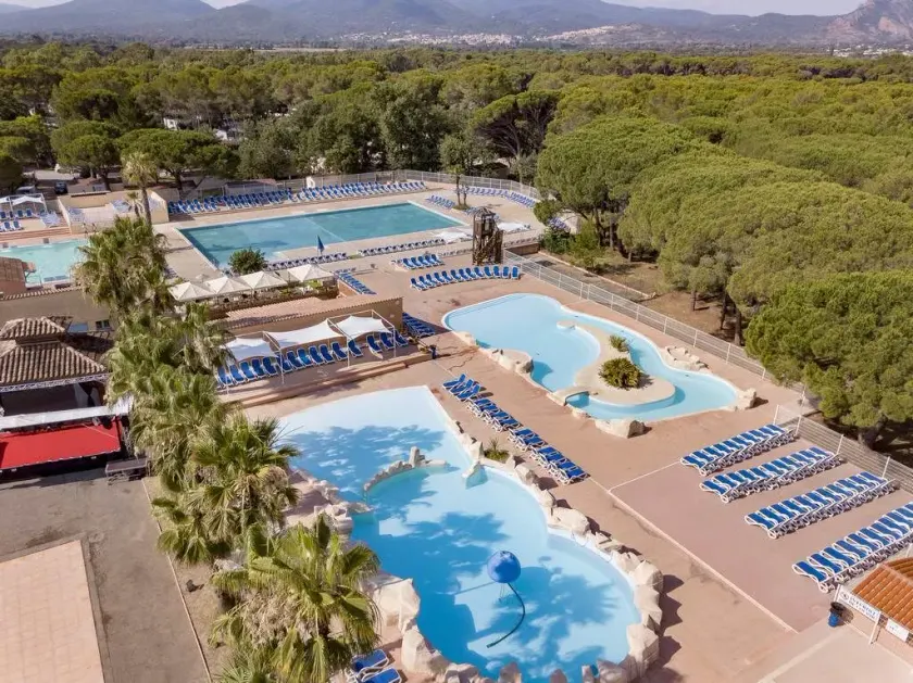 Parc Saint James Oasis Village - Image 1