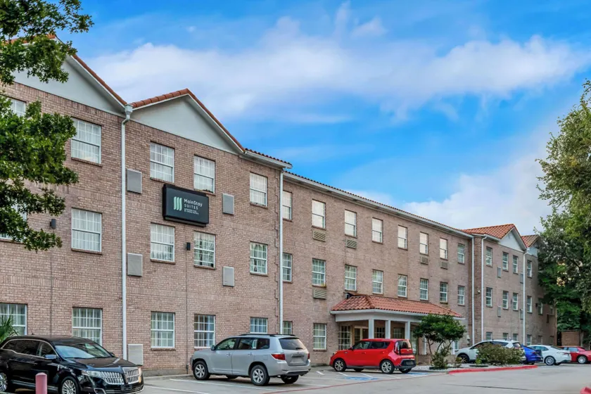 MainStay Suites Addison-Dallas - Image 1