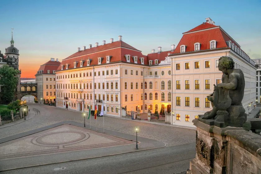 Hotel Taschenbergpalais Kempinski - Image 1