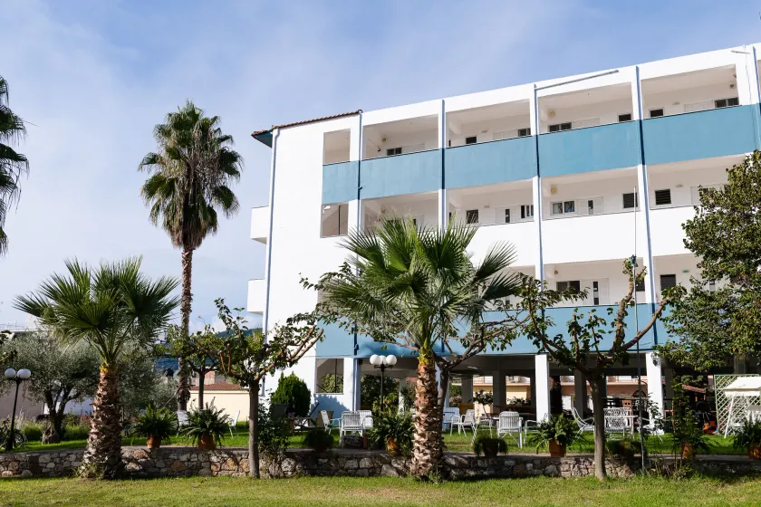 Zoe Seaside - Image 1
