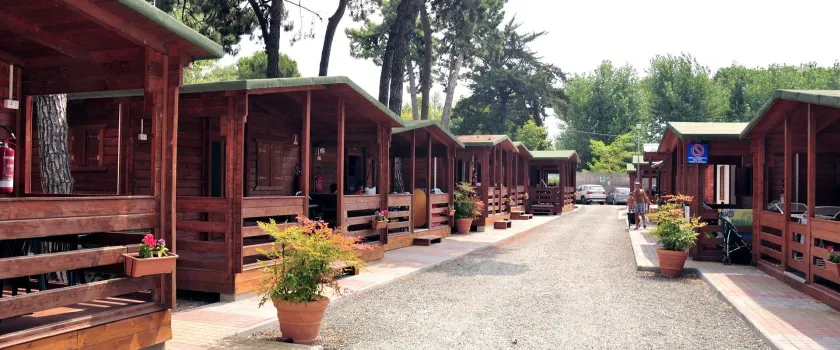 Campeggio Italia - Image 1
