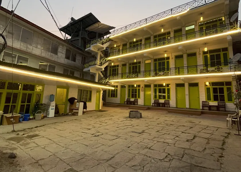 Trippy Turtle Hostel - Image 1