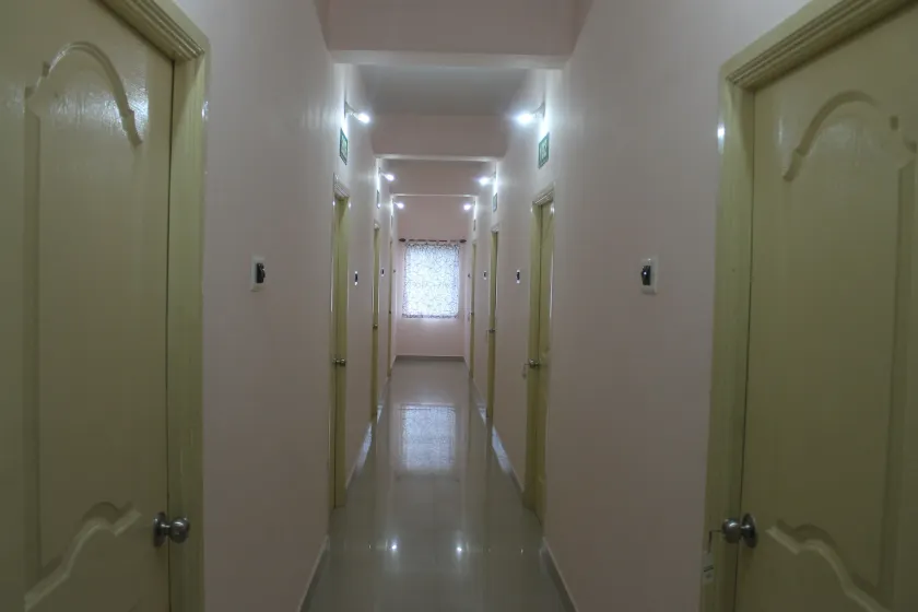 Royal Green Accommodation Chennai Airport - Lobby