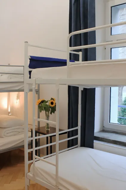 Warsaw Hostel Centrum Private Rooms & Dorms - Image 1