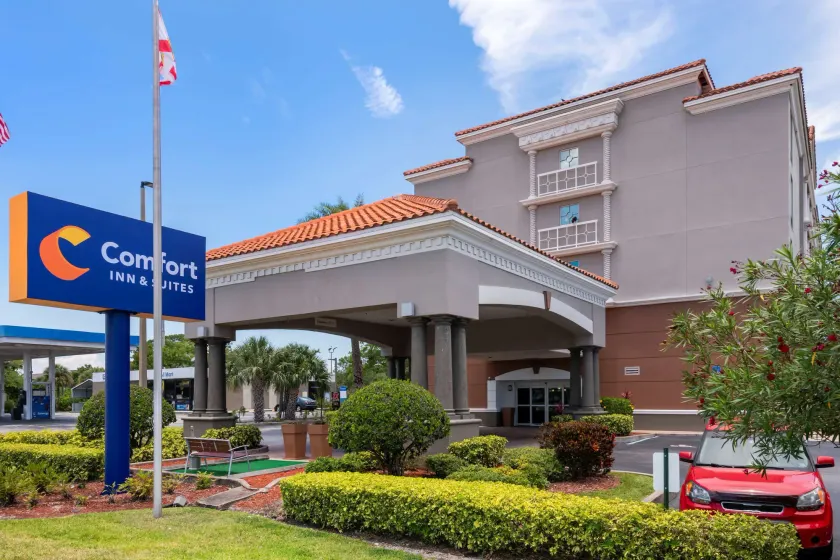 Comfort Inn & Suites Melbourne-Viera - Image 1