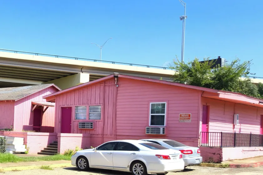 Way Side Inn by Hotel O Dallas near Fair Park Downtown - Image 1