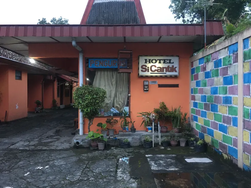 Hotel SiCantik - Image 1