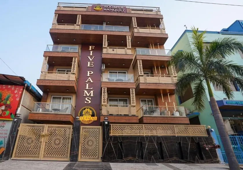 Five Palms Hotel - Image 1