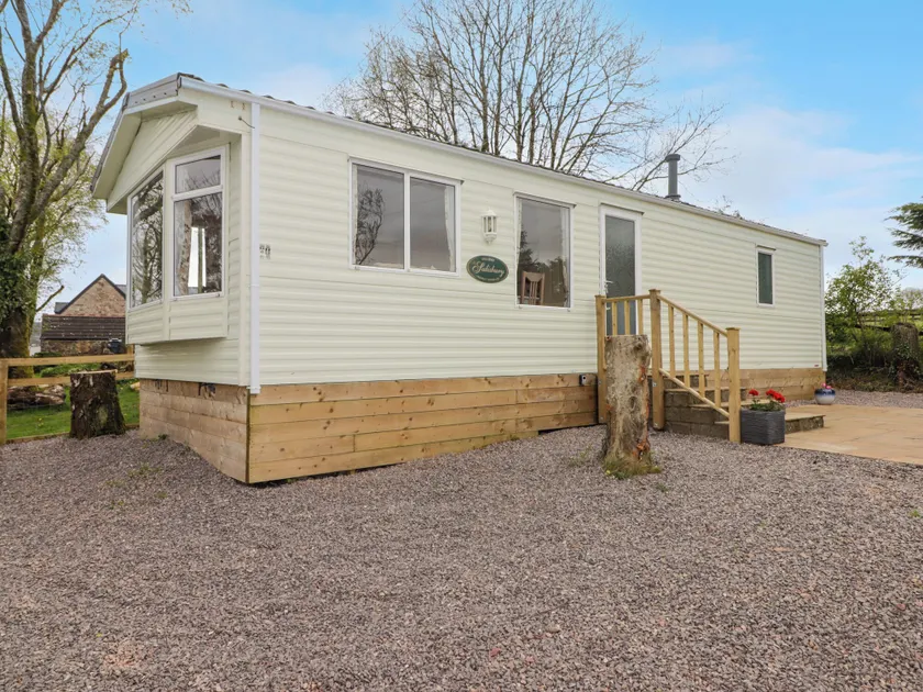 Grandads Shack - Image 1